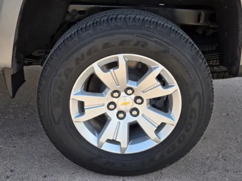 More photos of 2022 Chevrolet Colorado 2WD LT at Baja Auto Sales East, NV