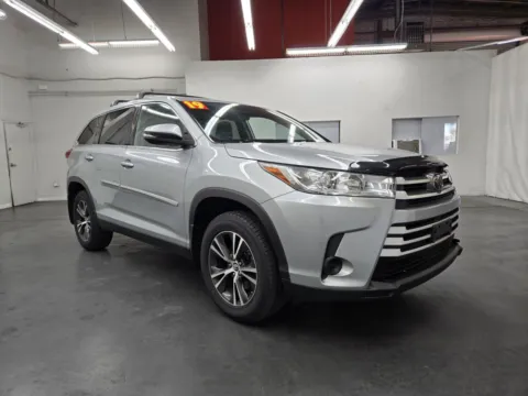 More photos of 2019 Toyota Highlander LE at Baja Auto Sales East, NV