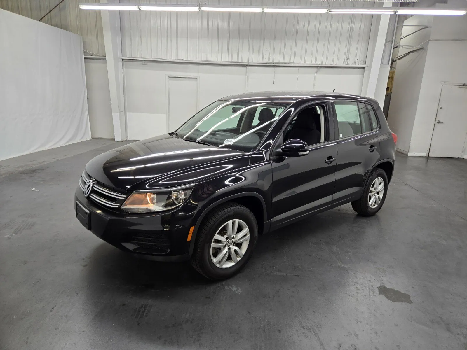 Black 2013 Volkswagen Tiguan S for sale in Las Vegas, NV