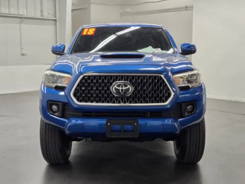 More photos of 2018 Toyota Tacoma SR5 at Baja Auto Sales East, NV
