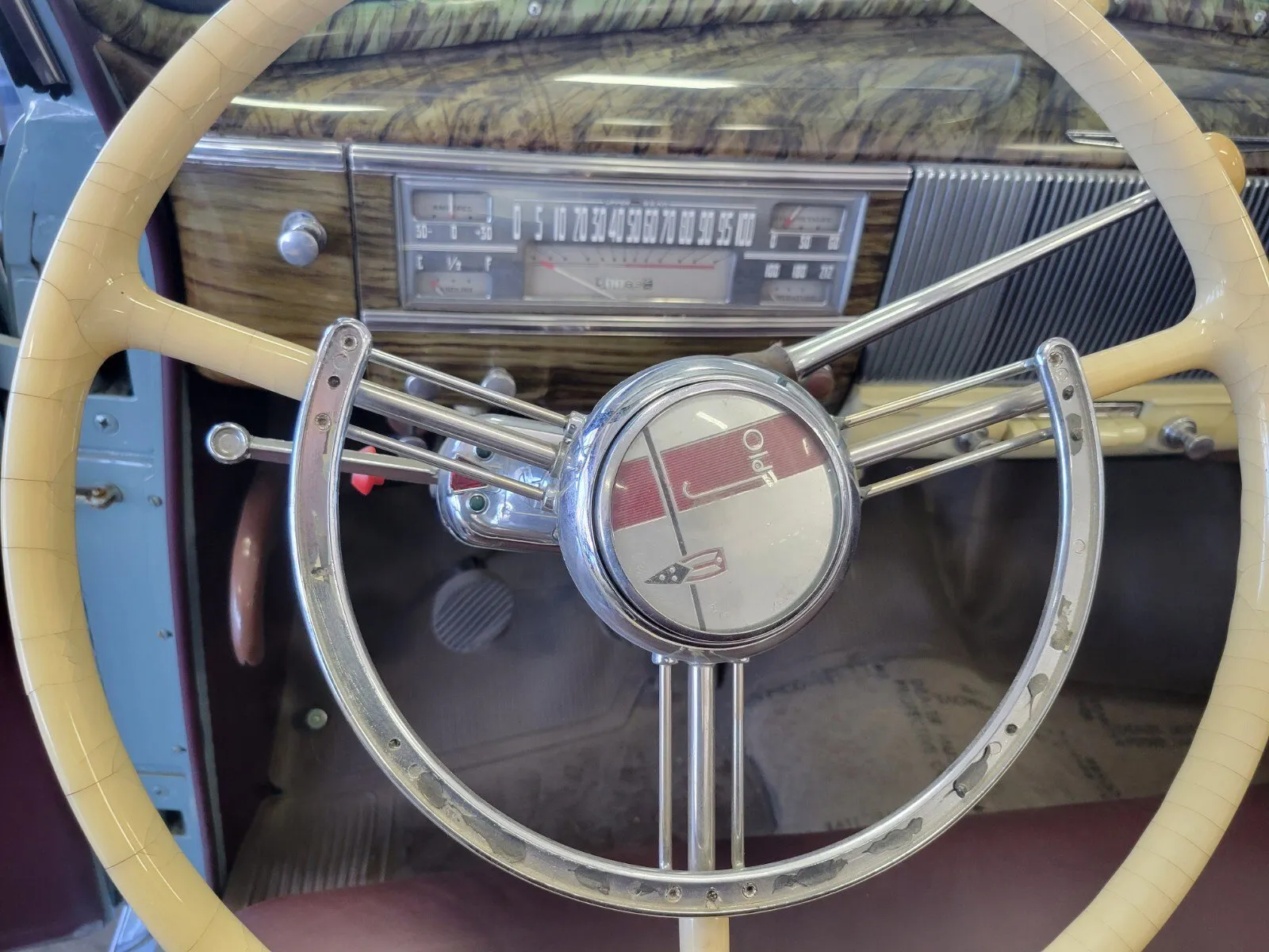 Oldsmobile SERIES 90 photo 17