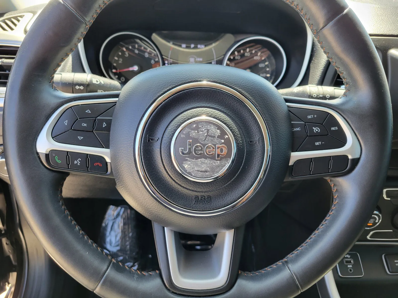 Jeep Compass photo 16