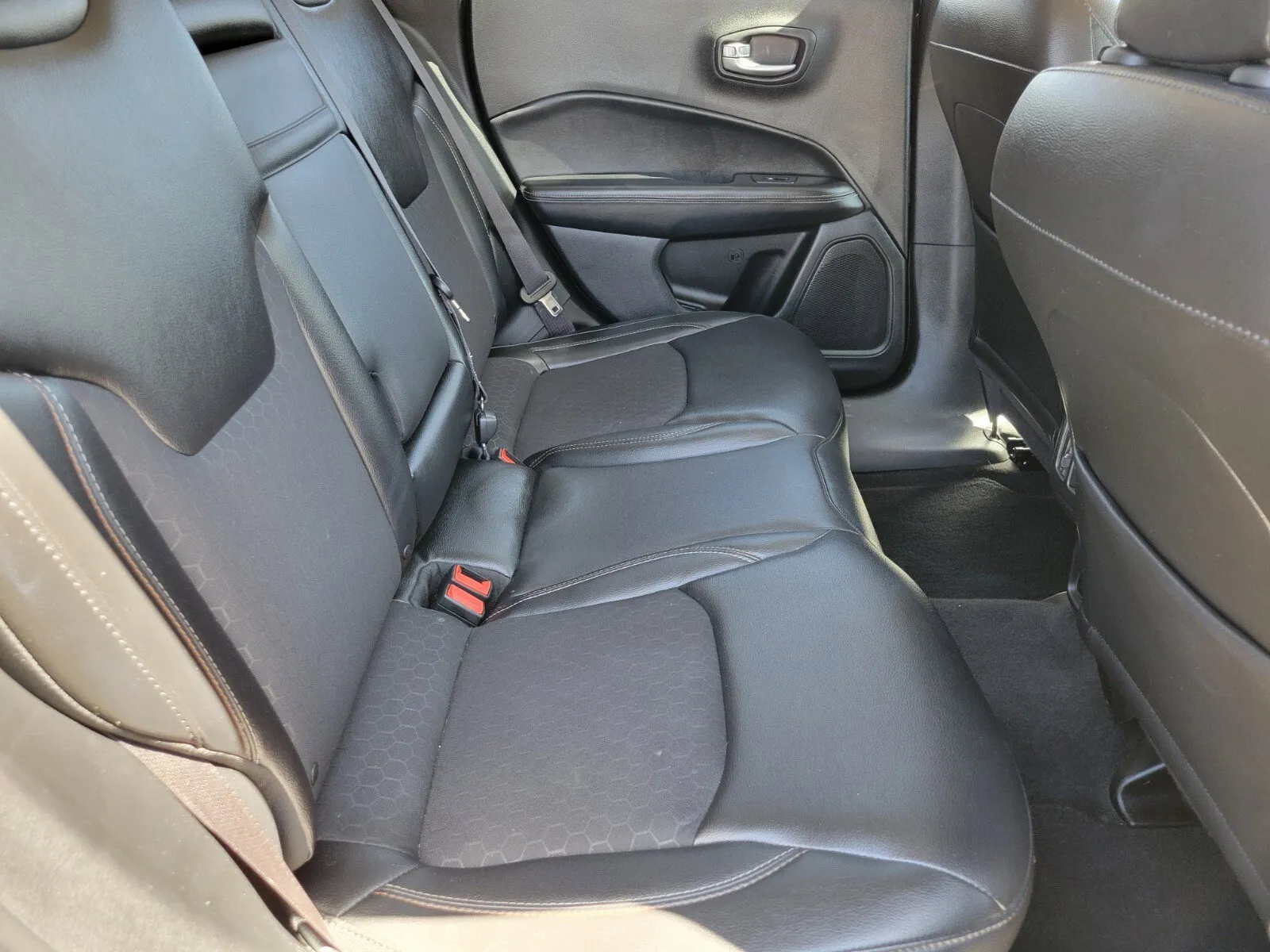 Jeep Compass photo 12