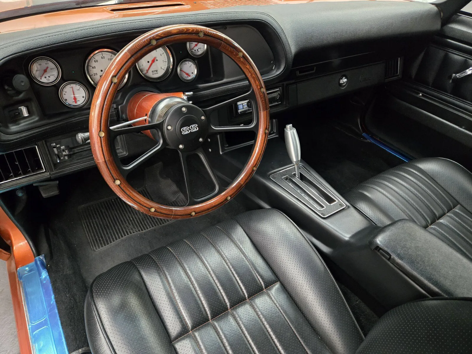 Chevrolet Camaro photo 9