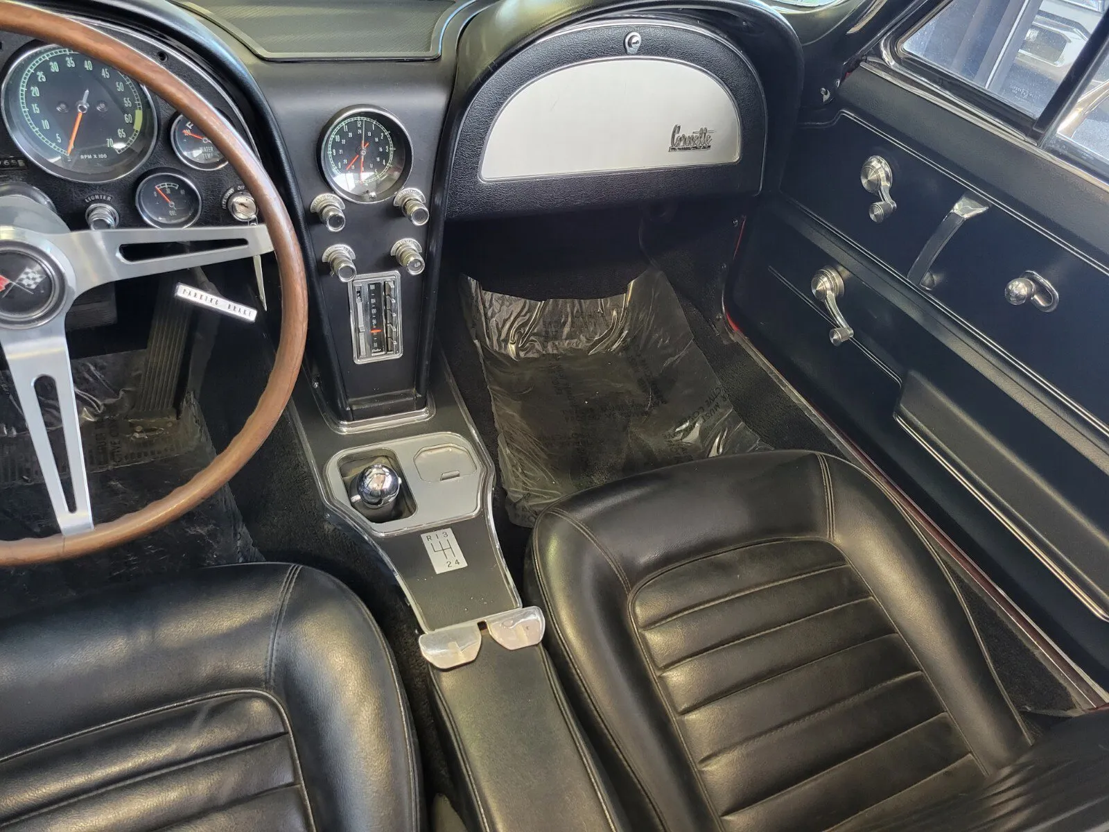 Chevrolet Corvette photo 10
