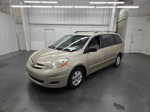 Beige 2007 Toyota Sienna LE for sale in Las Vegas, NV