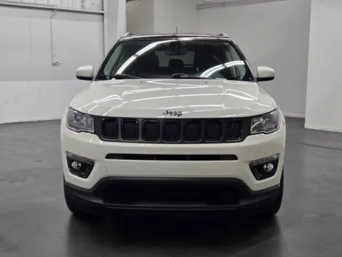 More photos of 2019 Jeep Compass Altitude at Baja Auto Sales East, NV