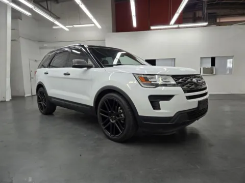 More photos of 2018 Ford Explorer at Baja Auto Sales East, NV