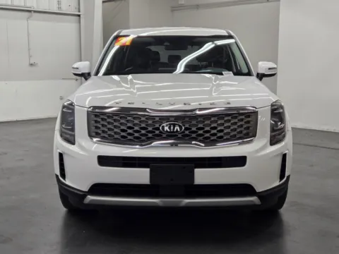 More photos of 2021 Kia Telluride LX at Baja Auto Sales East, NV