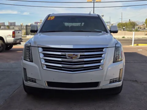 More photos of 2019 Cadillac Escalade Platinum at Baja Auto Sales East, NV
