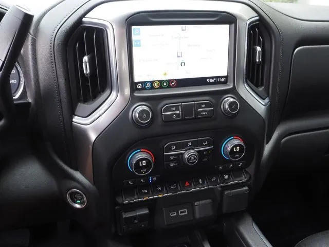 Chevrolet Silverado photo 14