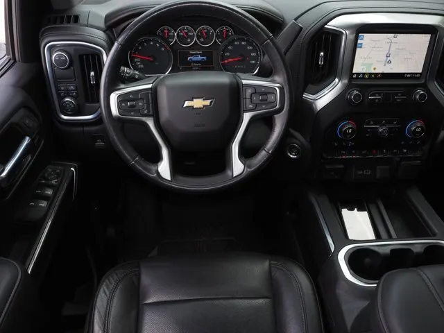 Chevrolet Silverado photo 8