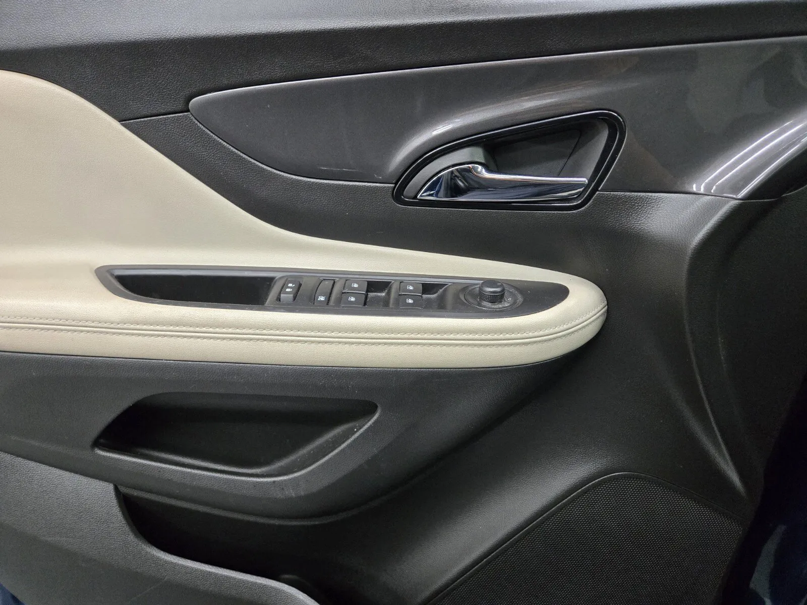 Buick Encore photo 15