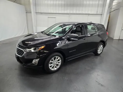 Black 2019 Chevrolet Equinox LS for sale in Las Vegas, NV