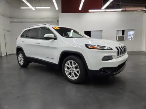 More photos of 2016 Jeep Cherokee Latitude at Baja Auto Sales East, NV