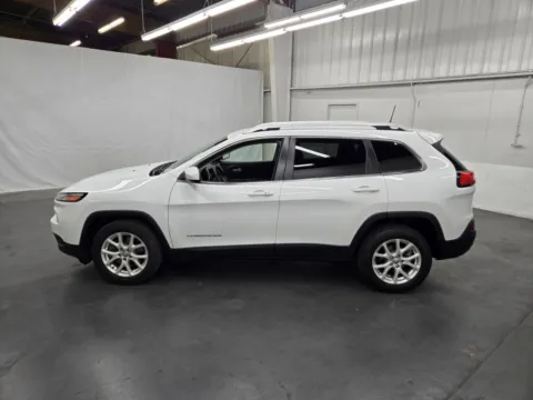 Photos of 2016 Jeep Cherokee Latitude for sale in Las Vegas, NV at Baja Auto Sales East