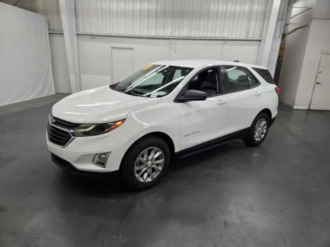 White 2018 Chevrolet Equinox LS for sale in Las Vegas, NV