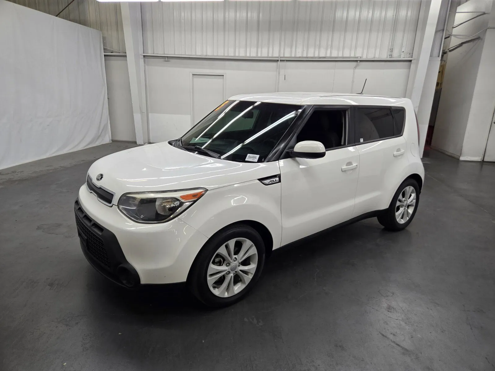 White 2015 Kia Soul + for sale in Las Vegas, NV
