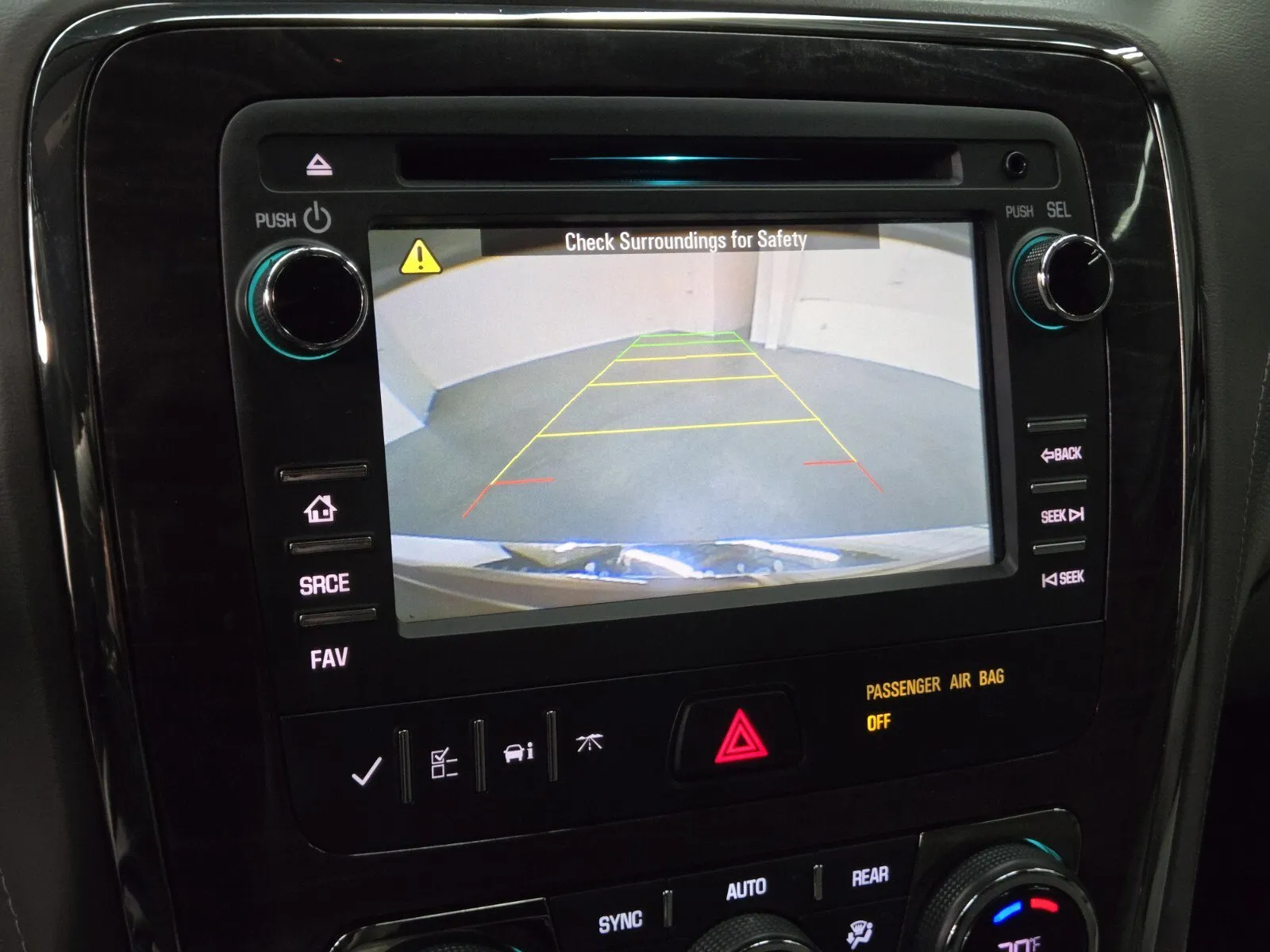 Buick Enclave photo 19