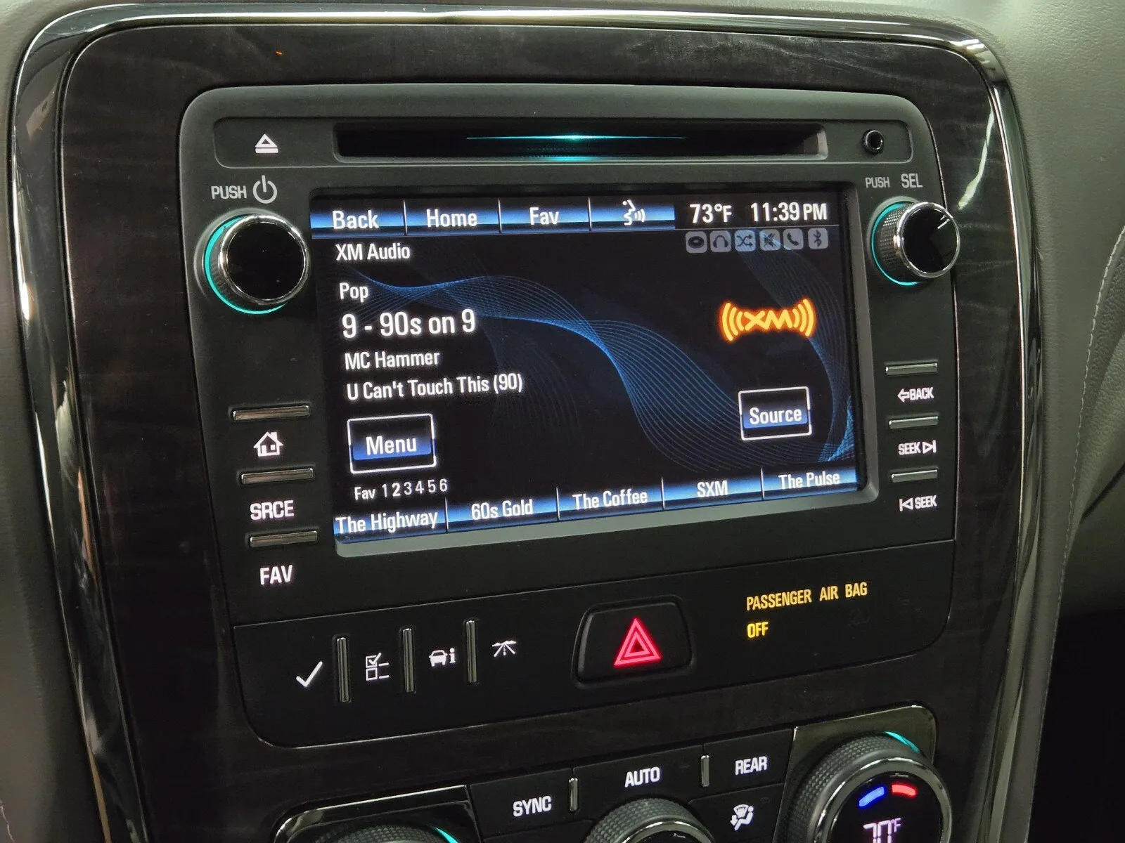 Buick Enclave photo 18