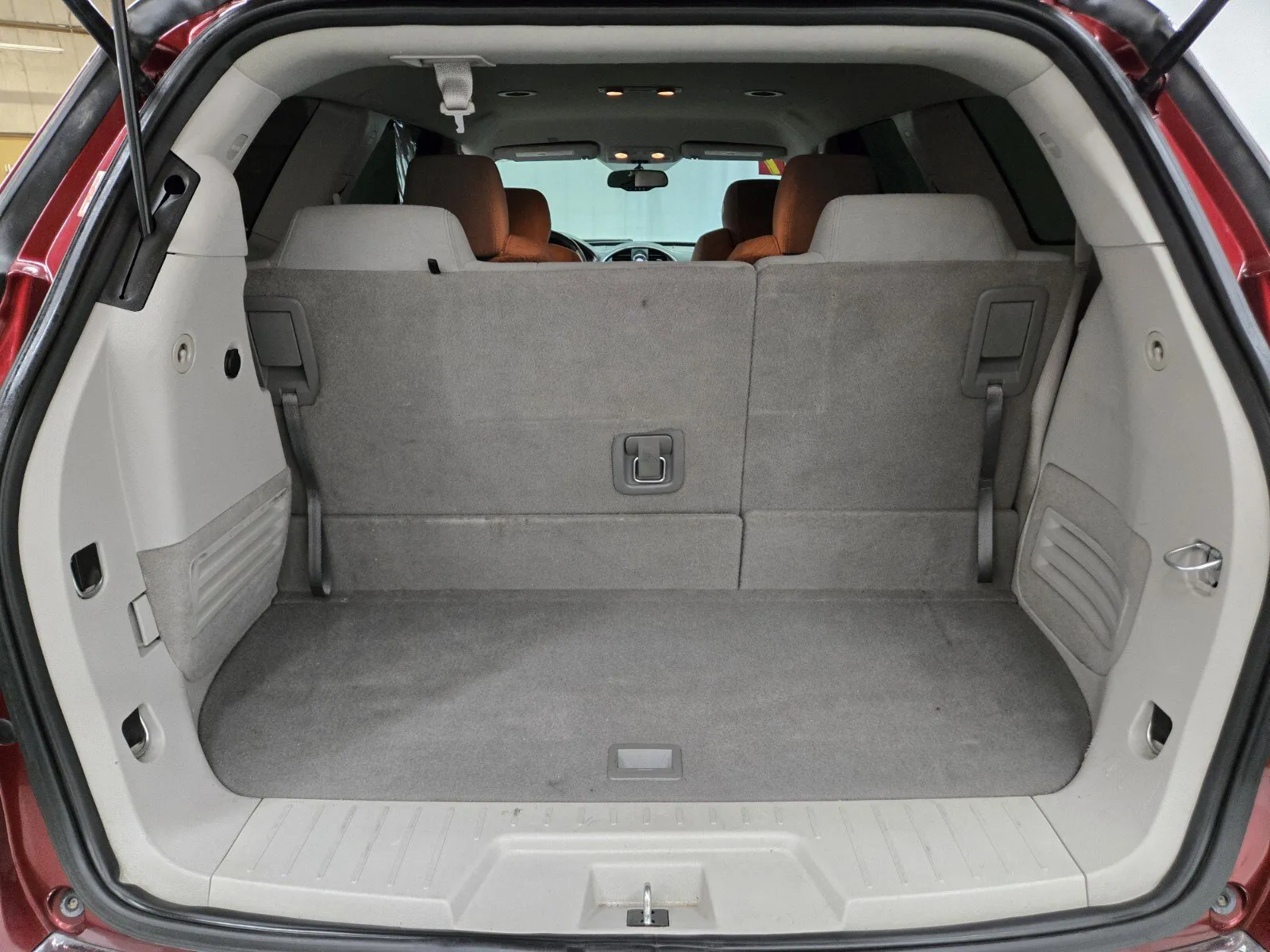 Buick Enclave photo 11