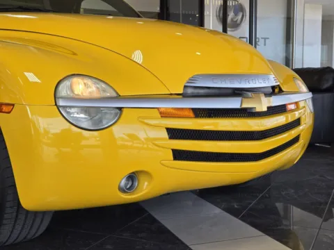 More photos of 2004 Chevrolet SSR LS at Baja Auto Sales East, NV