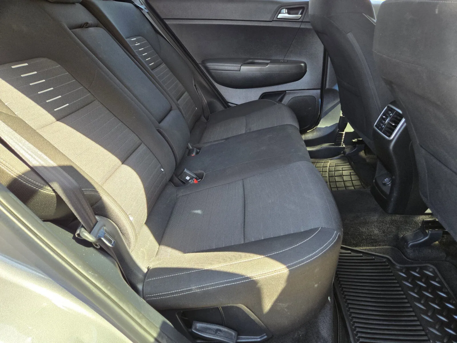 Kia Sportage photo 10