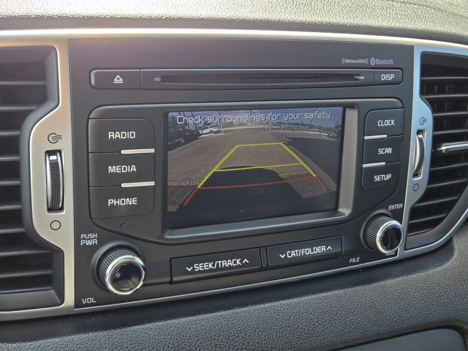 Kia Sportage photo 17