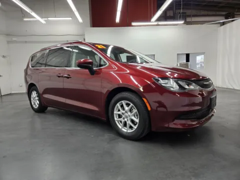 More photos of 2021 Chrysler Voyager LXI at Baja Auto Sales East, NV