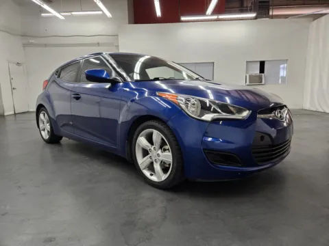 More photos of 2015 Hyundai Veloster 3DR CPE AT at Baja Auto Sales East, NV