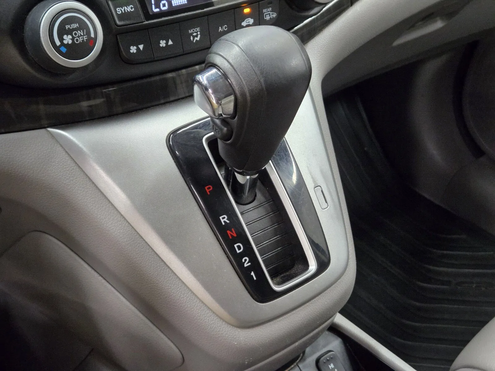 Honda CR-V photo 20