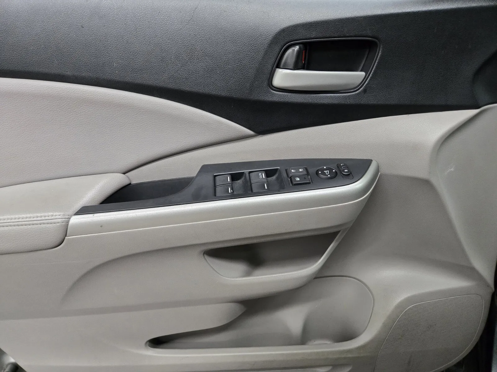 Honda CR-V photo 15