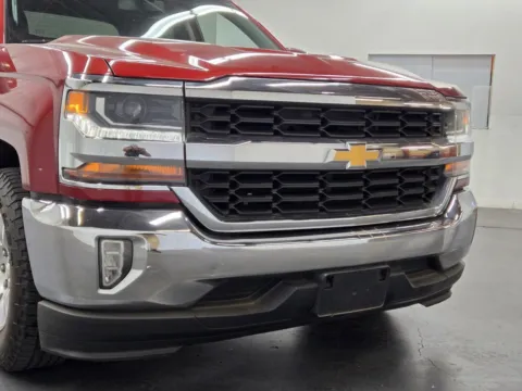 More photos of 2018 Chevrolet Silverado 1500 LT at Baja Auto Sales East, NV