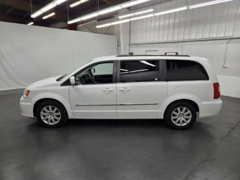 Photos of 2015 Chrysler Town & Country Touring for sale in Las Vegas, NV at Baja Auto Sales East
