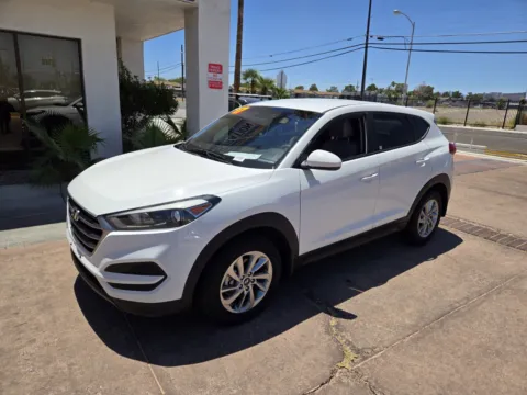 White 2017 Hyundai Tucson SE for sale in Las Vegas, NV