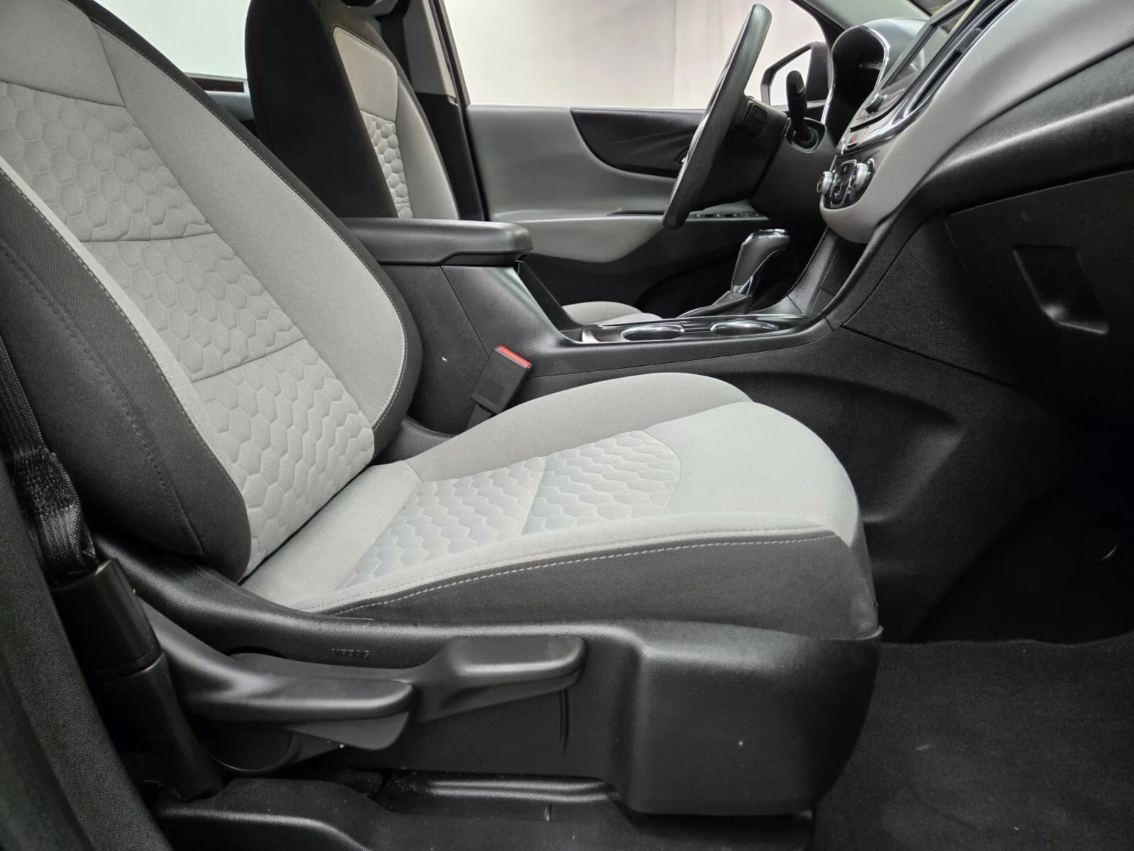 Chevrolet Equinox photo 12