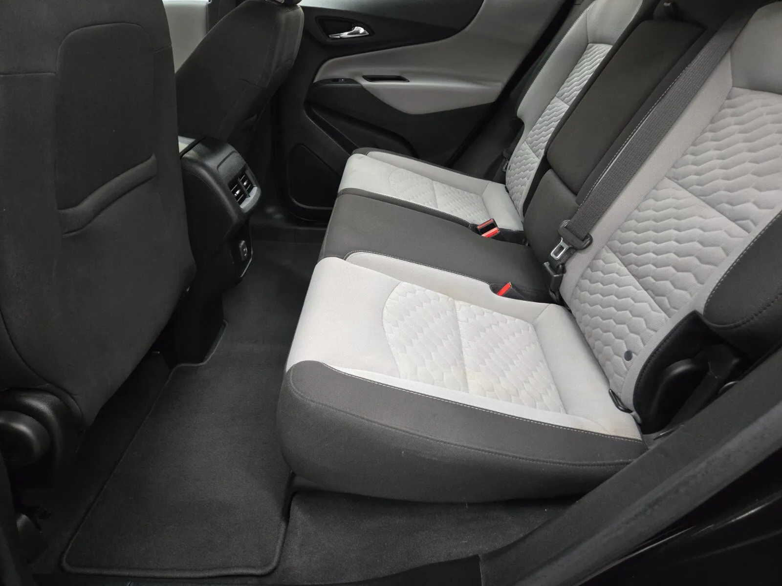 Chevrolet Equinox photo 8