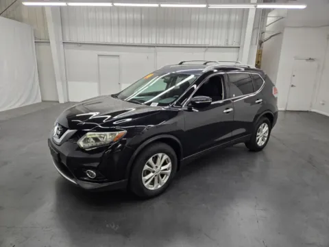 Black 2014 Nissan Rogue SV for sale in Las Vegas, NV