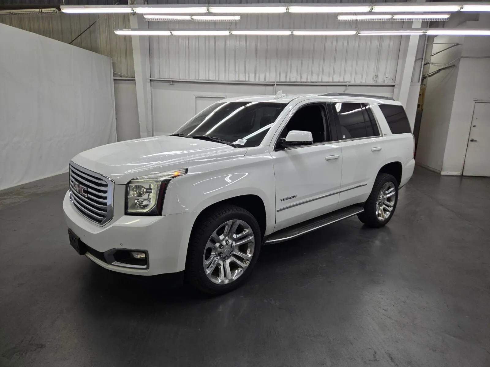 White 2019 GMC Yukon SLT for sale in Las Vegas, NV