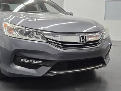 More photos of 2017 Honda Accord Sedan Sport at Baja Auto Sales East, NV