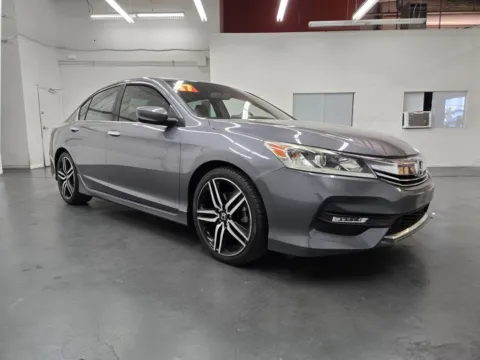 More photos of 2017 Honda Accord Sedan Sport at Baja Auto Sales East, NV