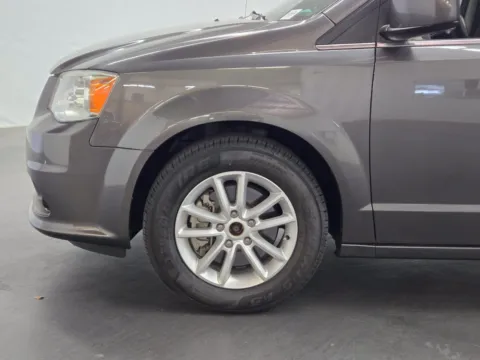 More photos of 2019 Dodge Grand Caravan SXT at Baja Auto Sales East, NV