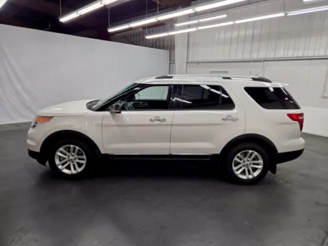 Photos of 2015 Ford Explorer XLT for sale in Las Vegas, NV at Baja Auto Sales East