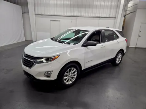 White 2019 Chevrolet Equinox LS for sale in Las Vegas, NV