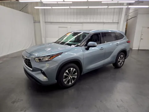 Unknown 2020 Toyota Highlander XLE for sale in Las Vegas, NV