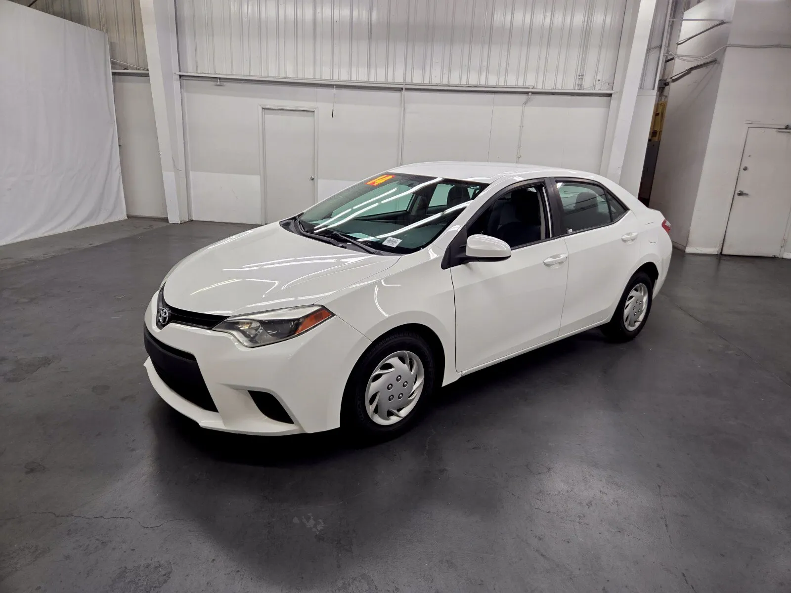 White 2014 Toyota Corolla L for sale in Las Vegas, NV