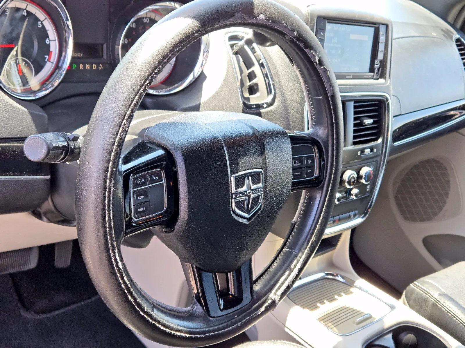 Dodge Grand Caravan photo 16
