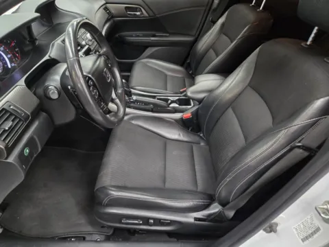 More photos of 2017 Honda Accord Sedan Sport at Baja Auto Sales East, NV