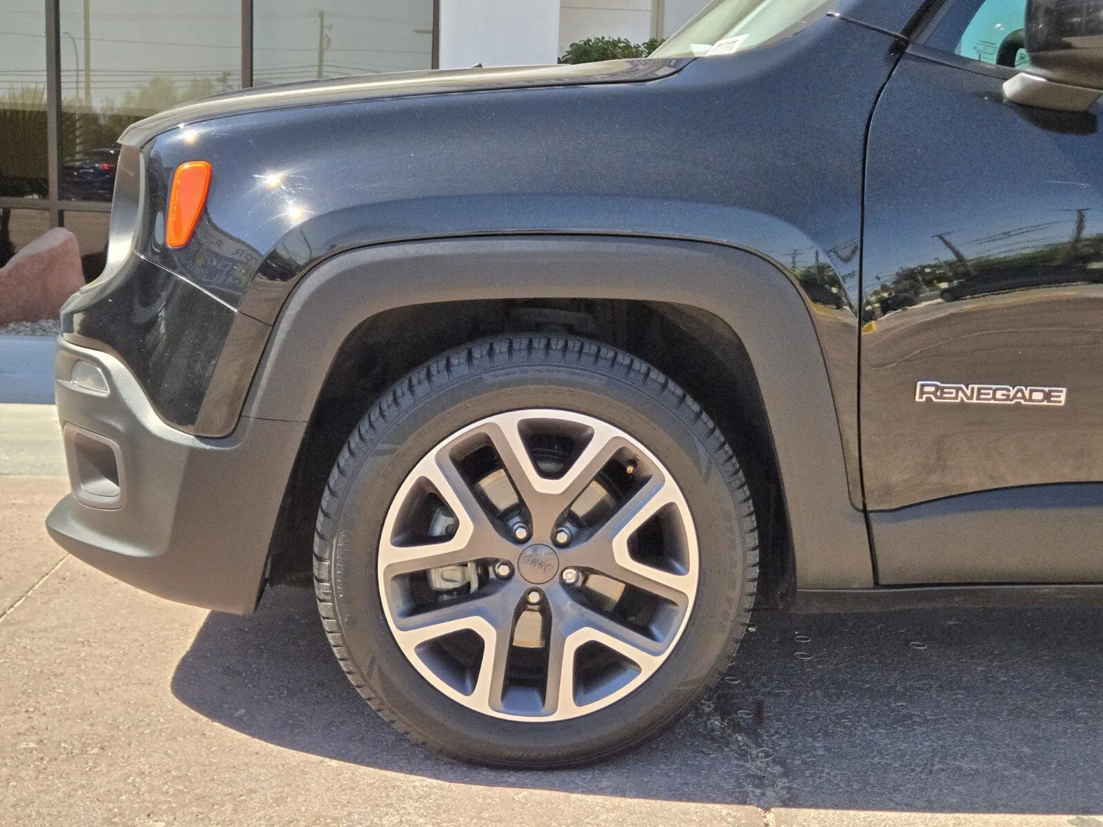 Jeep Renegade photo 6