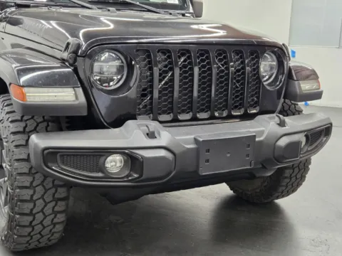 More photos of 2022 Jeep Gladiator Willys at Baja Auto Sales East, NV